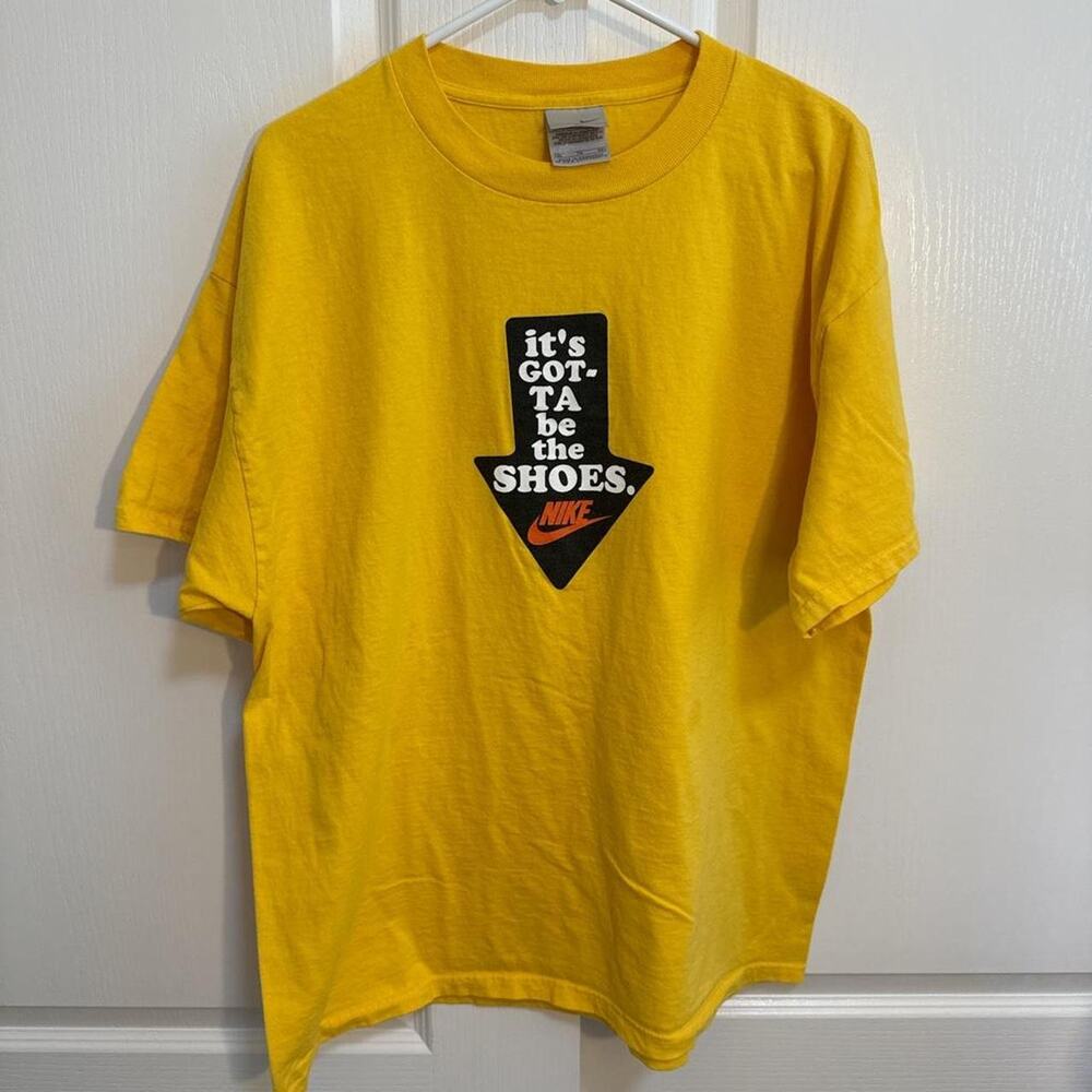 Vintage Nike Yellow Graphic T shirt size XL